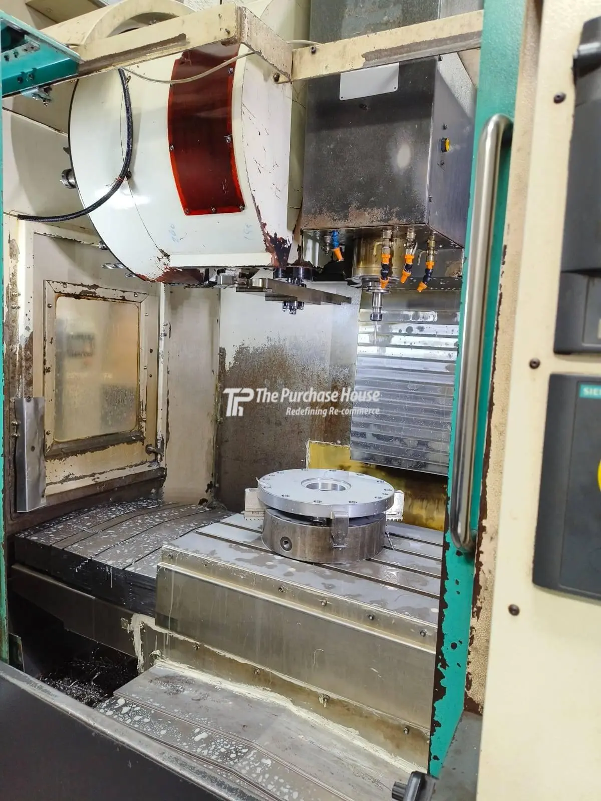 VERTICAL MACHINING CENTER (VMC)