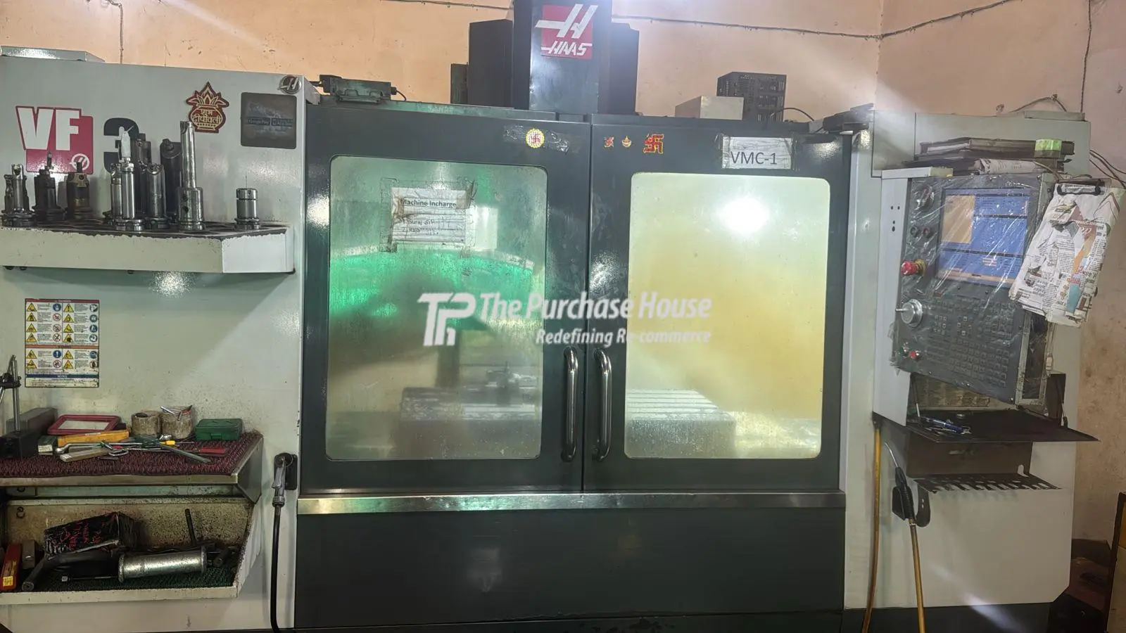 VERTICAL MACHINING CENTER (VMC)