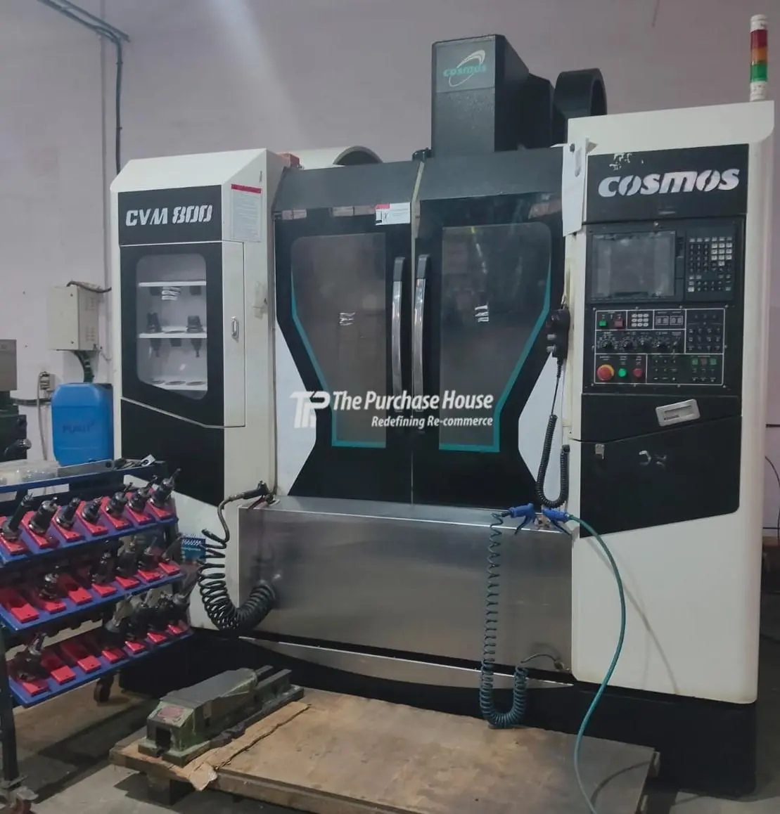 VERTICAL MACHINING CENTER (VMC)