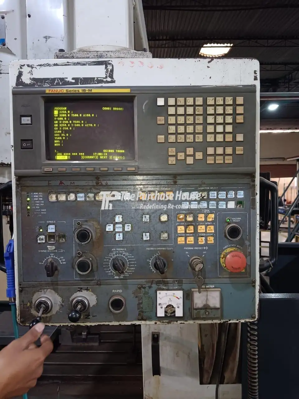 VERTICAL MACHINING CENTER (VMC)