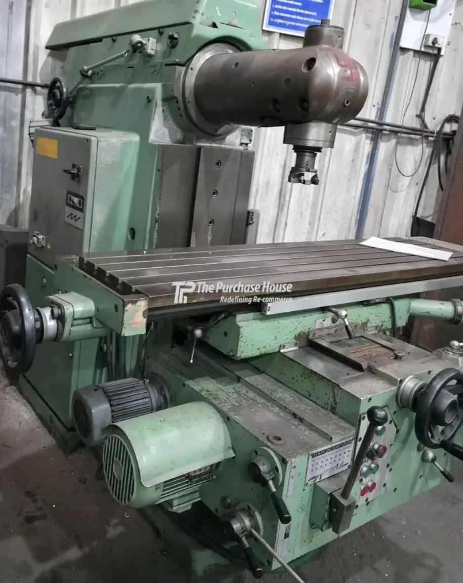 Industrial vertical milling machine for heavy duty machining