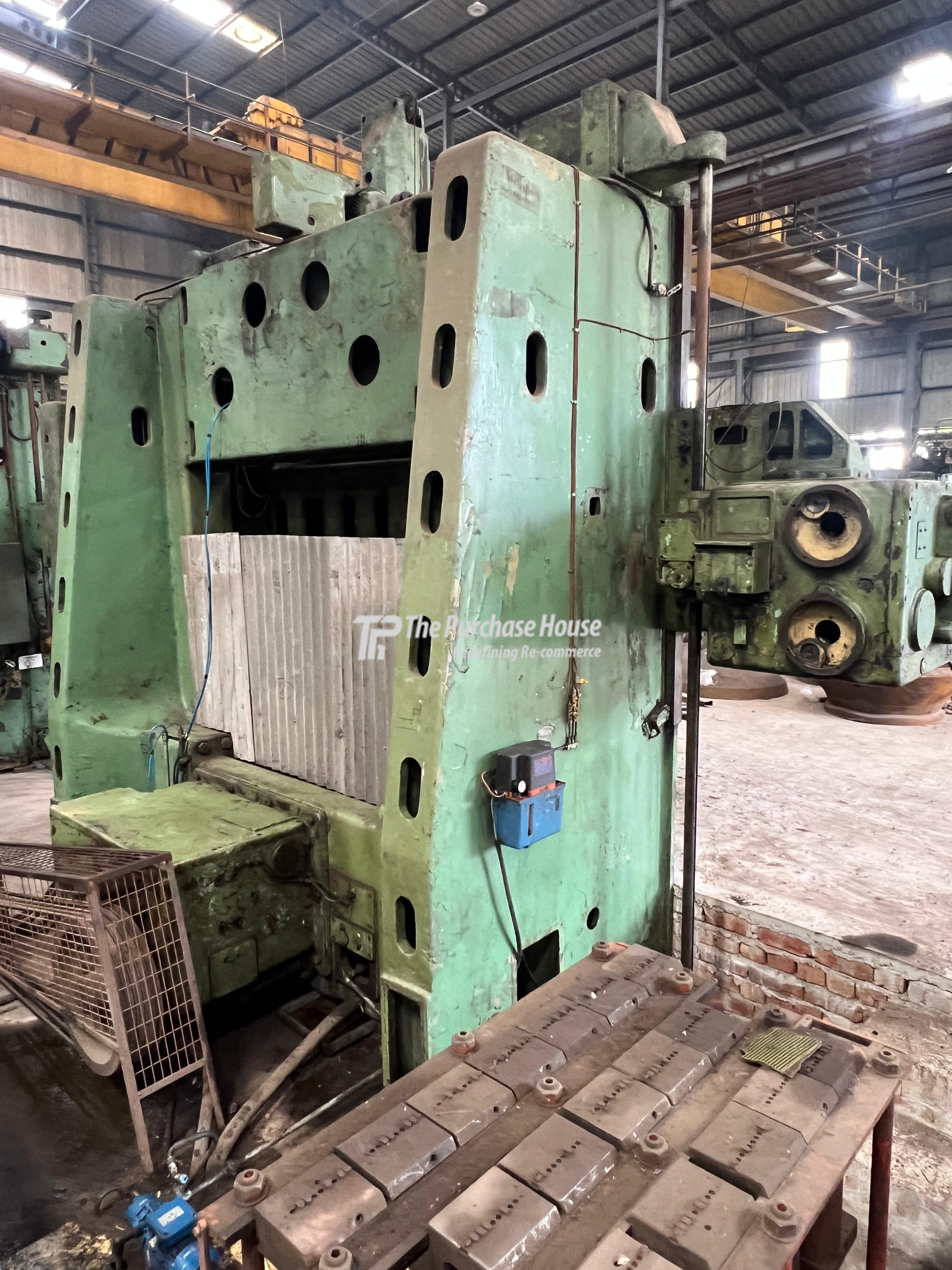 VERTICAL TURNING LATHE (VTL)