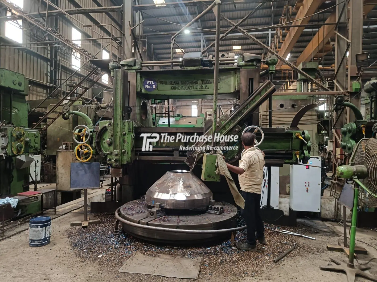 VERTICAL TURNING LATHE (VTL)