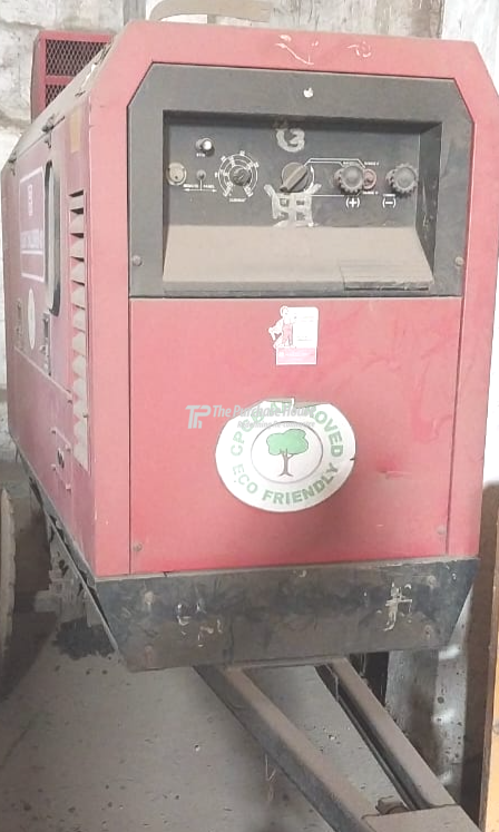 WELDING MACHINE