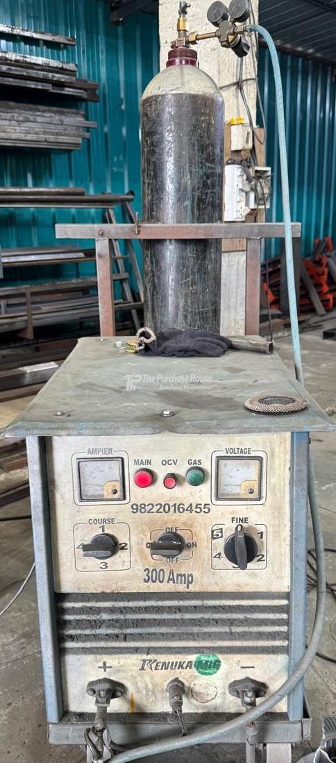 WELDING MACHINE