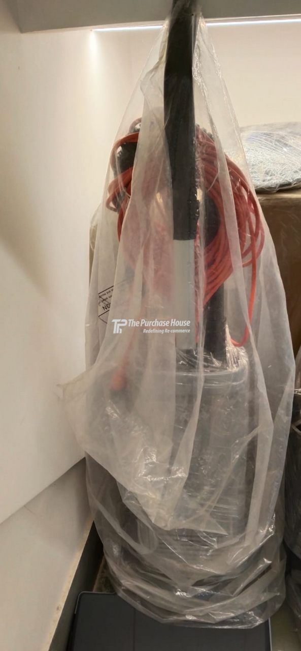 WET & DRY VACUUM CLEANER