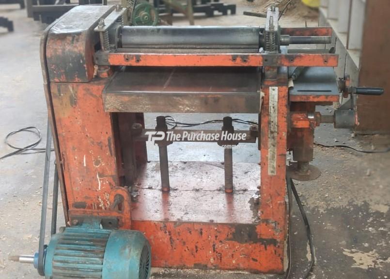 WOOD SURFACE PLANNER MACHINE